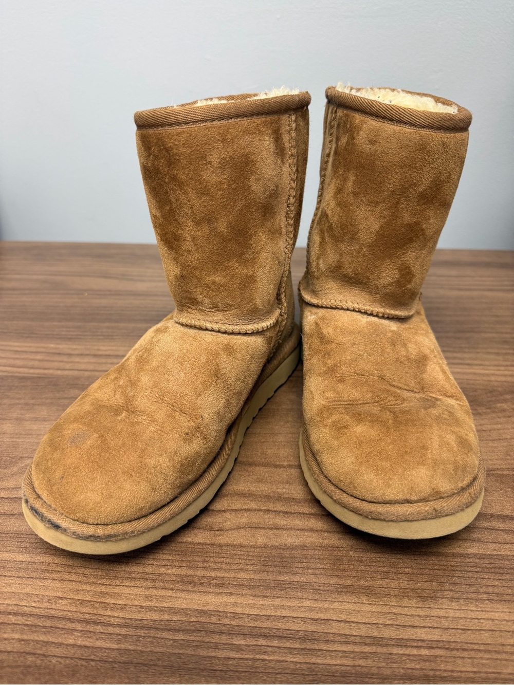 UGG Classic Short Suede Boots - Kids Size 3 (Fits Women’s 5)